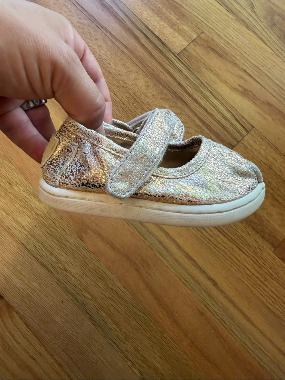 TOMS Girls Metallic Silver Mary Jane Walker Shoes